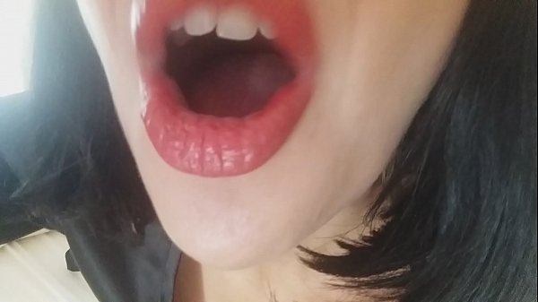 Mil, ní ligfidh do leasmham duit dul ar scoil inniu... tá an iomarca de dhíth orm...